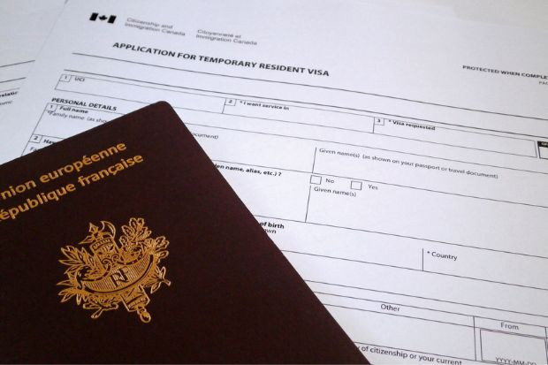 Chuẩn bị hồ sơ xin visa