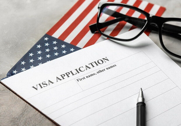 Hồ sơ xin visa định cư Mỹ đóng vai trò quan trọng.