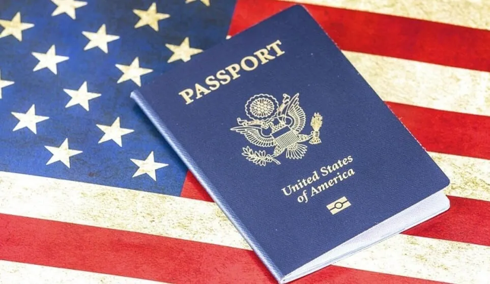 Chuẩn bị giấy tờ đầy đủ khi xin visa Mỹ